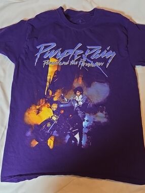 Prince Purple 'Purple Rain' Graphic Short Sleeve Tee Size Small